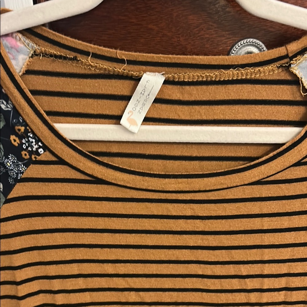 Flamingo Urban Gold and Black Striped Short Sleeve Tee